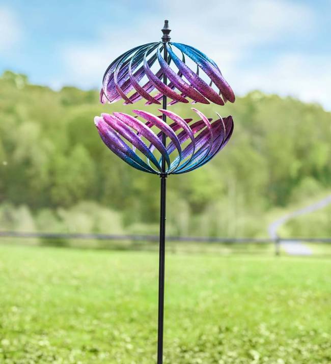 Oversized Split Sphere Metal Wind Spinner