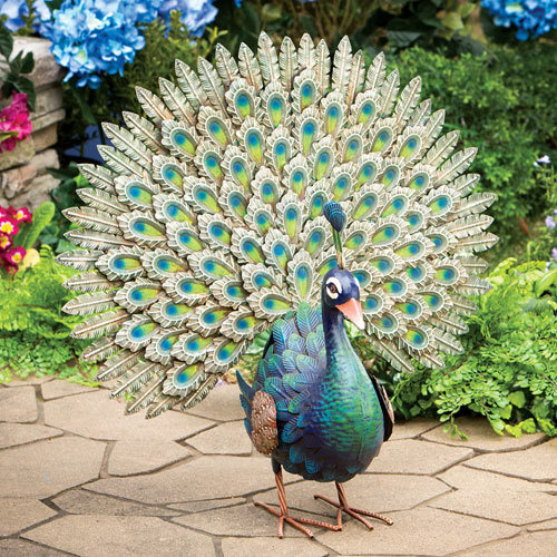 Elegant Peacock Metal Garden Sculpture