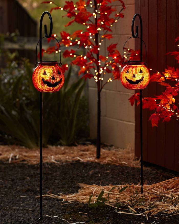 Solar-Powered Halloween Pathway Lights | Halloween season, halloween decorations