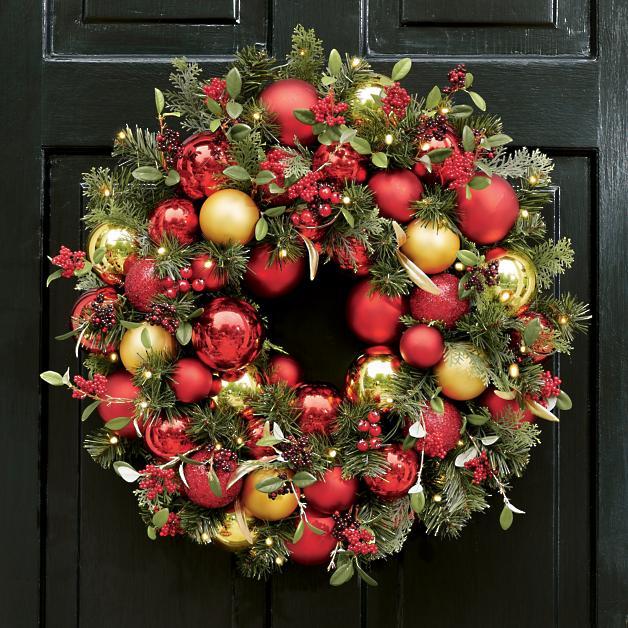 Holiday Tradition Cordless Wreath