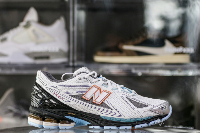 New Balance 1906R 'White Black Copper'