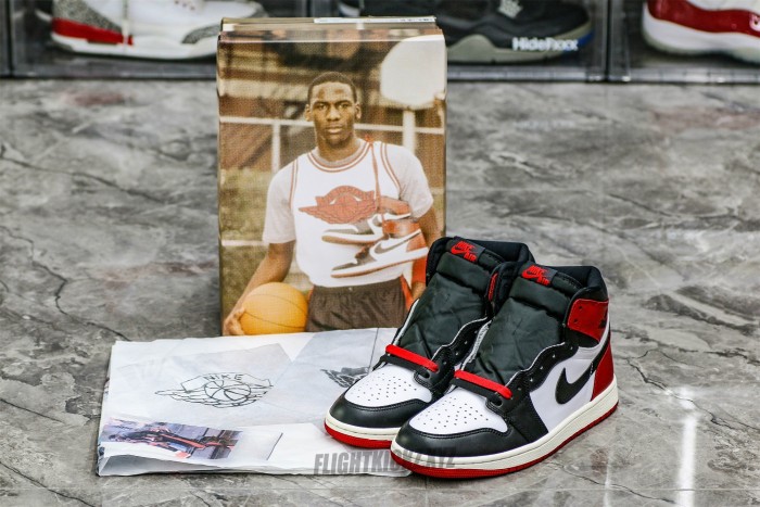 Air Jordan 1  Retro High OG Black Toe Reimagined（A1）
