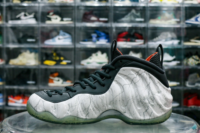 Tekken 8 X Air Foamposite One Premium Jin Kazama（A1）
