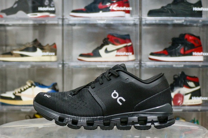 On Cloud X 4 Sneaker Triple Black