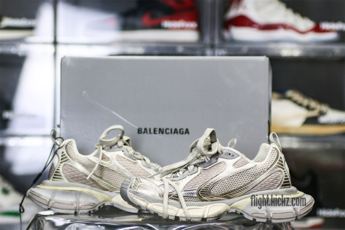 Balenciag*  3XL Sneaker 'Worn‑Out ‑ Light Beige' 
