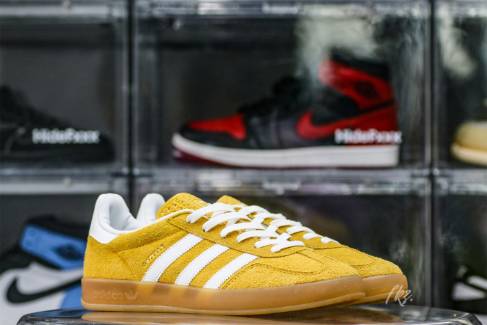 Adidas Gazelle Indoor Orange Peel White