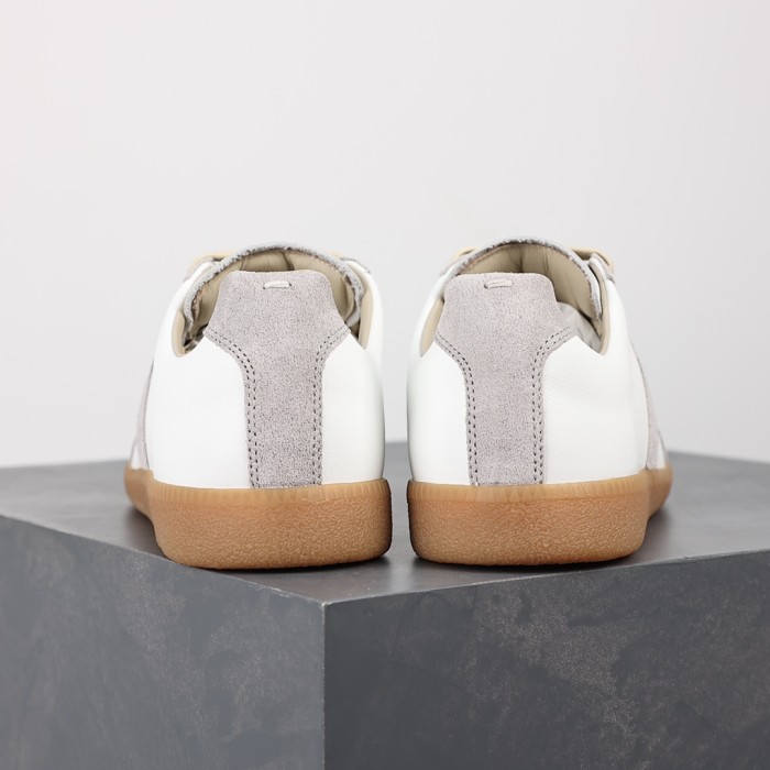 M@ison M@rgiela Replica sneakers Off White color