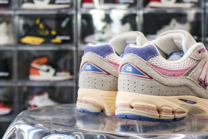 New Balance 2002R Hype DC Native Dynamics