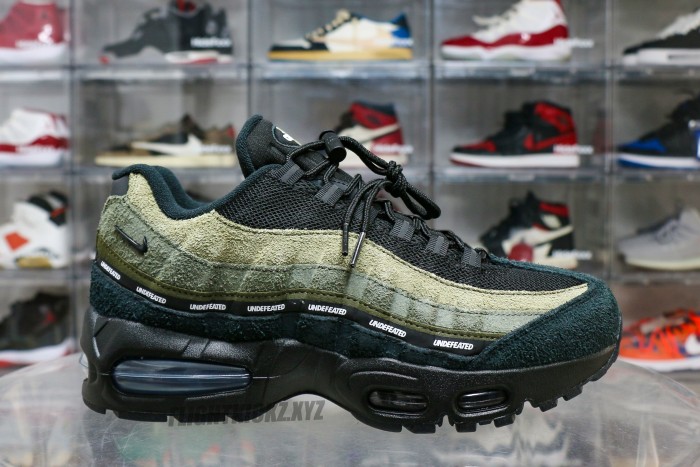 Nike Air Max 95 SP Undefeated Geo La Brea Medium Olive (A1)