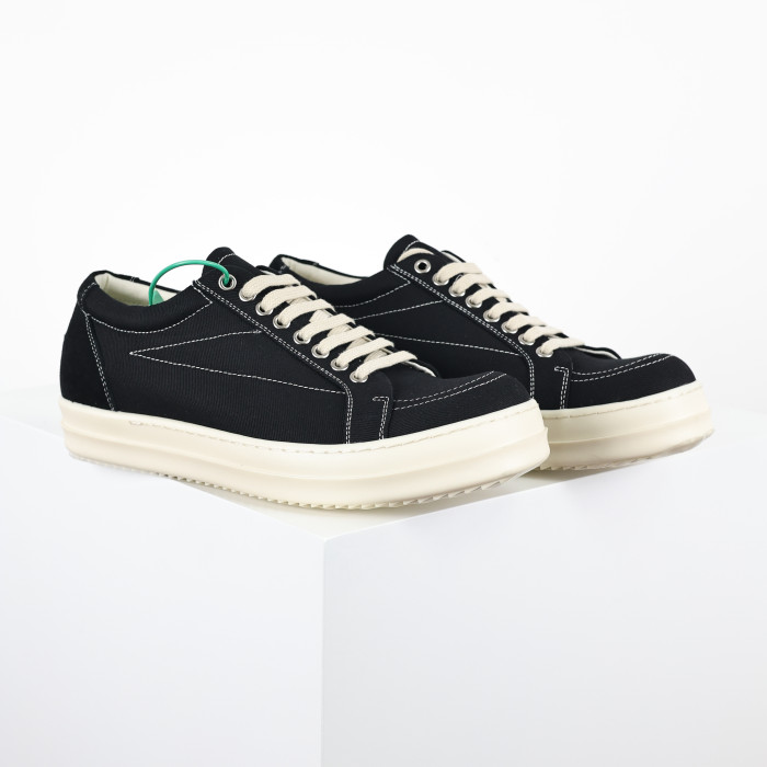 R!ck Owens DRKSHDW Penta Vintage low-top sneakers in black and milk