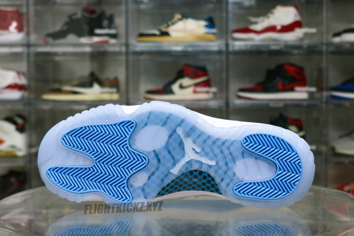 Air Jordan 11 Retro Low 'UNC' 2026 (A1)