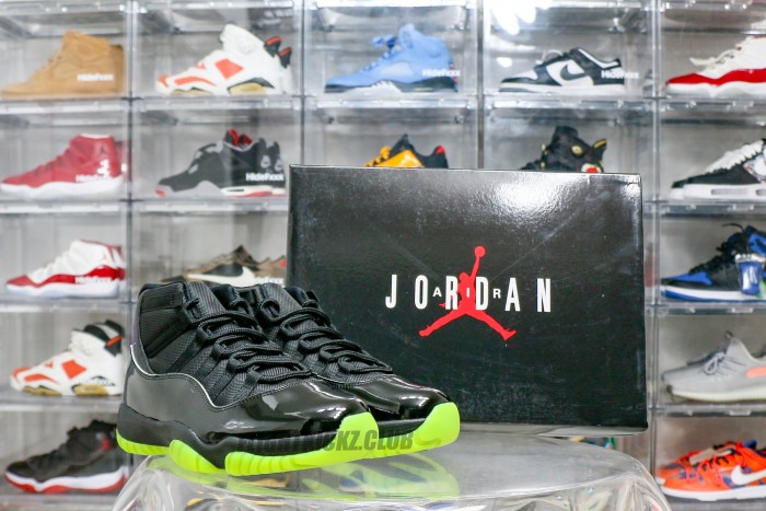 Air Jordan 11 Retro “Black Barely Volt”  2025