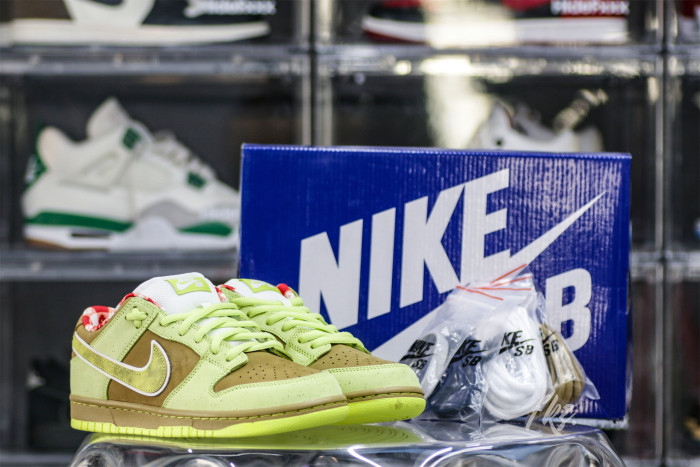 Nike SB Dunk Low Dunk Lobster Green Brown 