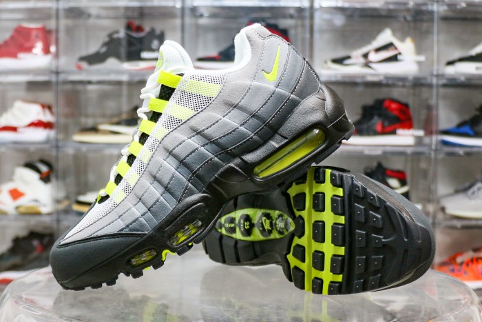 Air Max 95 OG Neon 2025