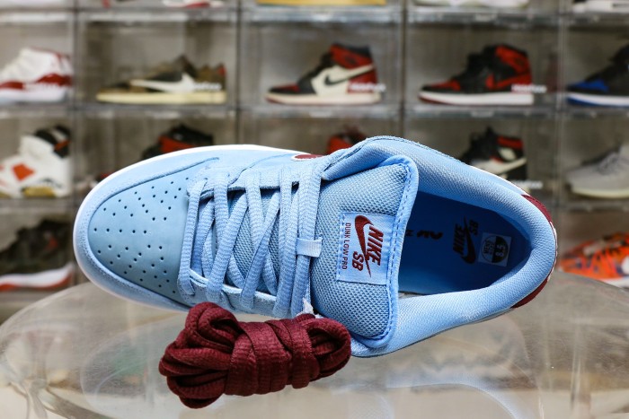 Nike Dunk Low Premium SB Philadelphia Phillies