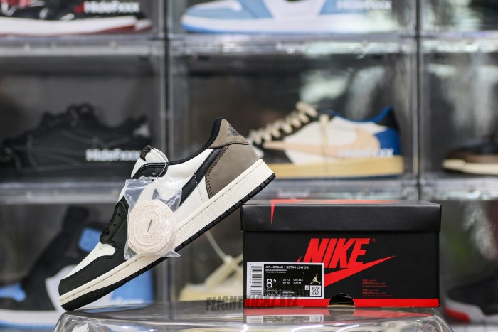 Air Jordan 1 Retro Low OG 'Mocha'