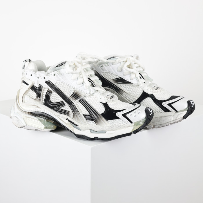 Balenciag* Runner Sneaker White Black Gradient