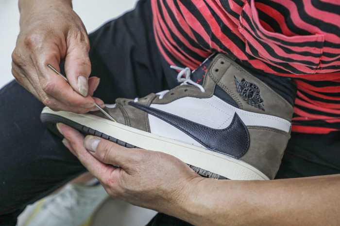 US Warehouse: Travis Scott x Air Jordan 1  2019 （A1）