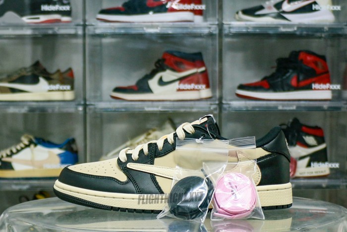 Travis Scott x Air Jordan 1 Retro Low OG Pale Vanilla  Custom
