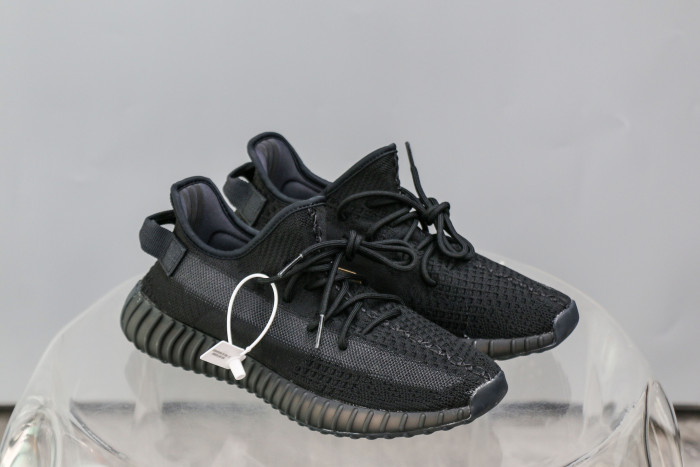 Yeezy Boost 350 V2 Onyx (A2 Batch)