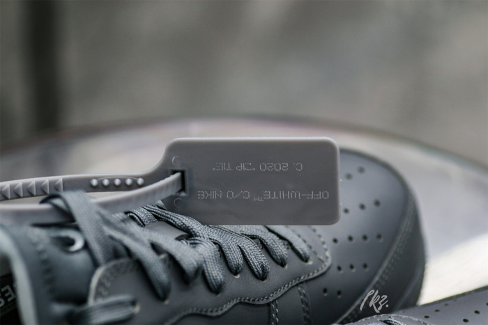 Off-White x Nike Air Force 1 Low Ghost Grey