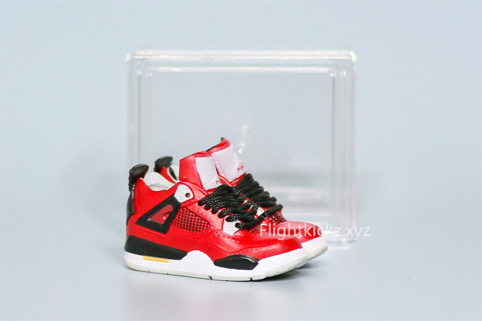 Mini SneakerJordan 4 Retro Toro Bravo 3D keychain