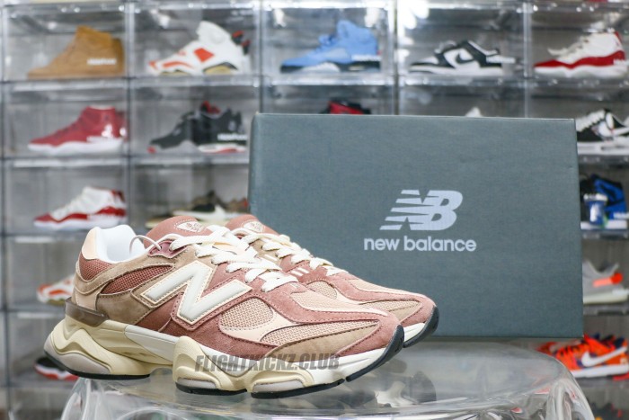 New Balance 9060 Sparrow Flat Taupe