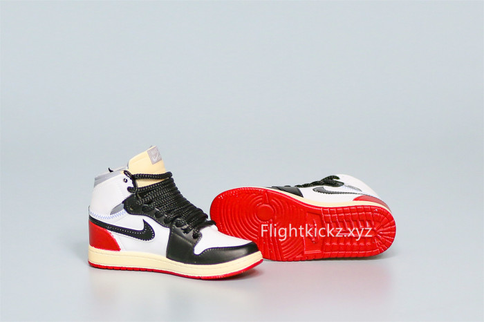 Mini Sneaker Jordan 1 Retro High Union Los Angeles Black Toe 3D keychain