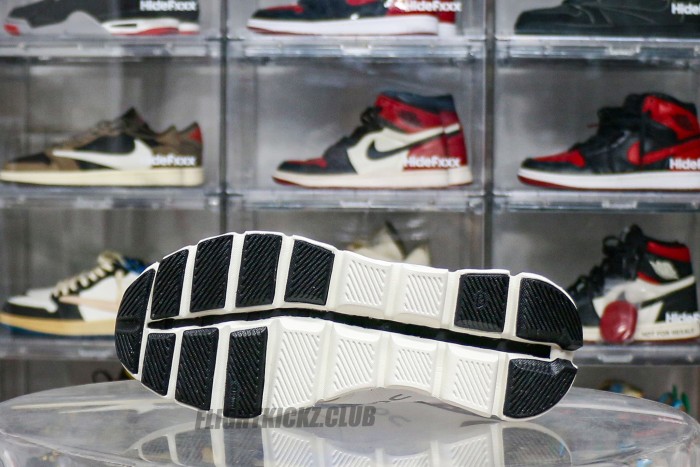 On Cloud X 3 Ivory Black
