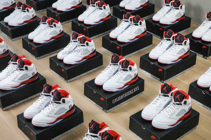 Air Jordan 5 Fire Red Black Tongue 2025 GS（A1）