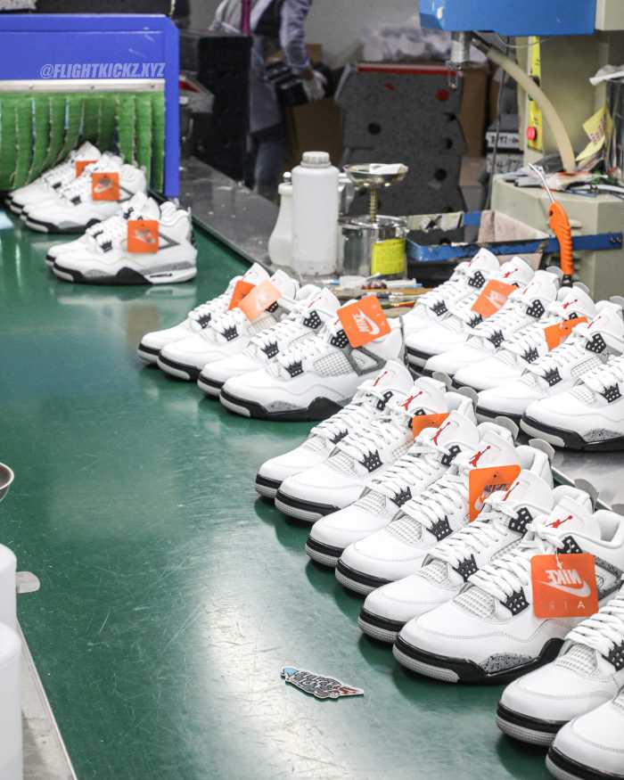 Air Jordan 4 Retro OG 'White Cement' 2025（A1）