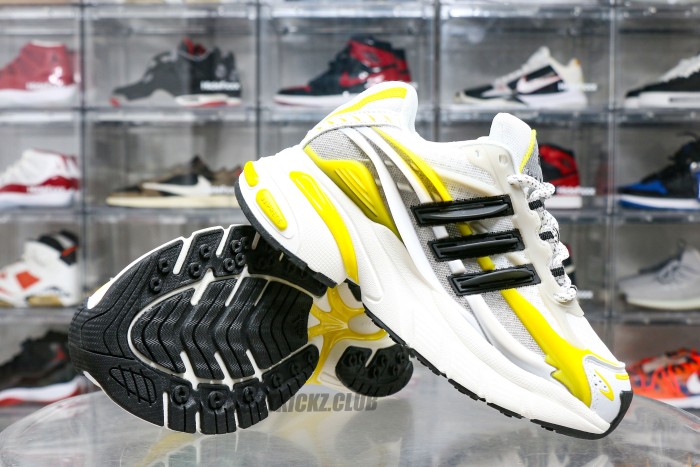 Pharrell x adidas Adistar Jellyfish Yellow