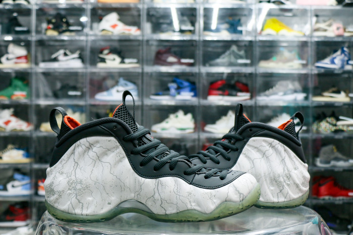 Tekken 8 X Air Foamposite One Premium Jin Kazama（A1）