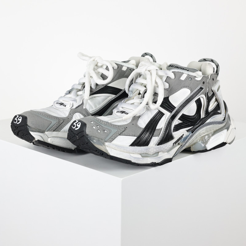 Balenciag* Runner Sneaker 'Worn-Out - Grey White Black'