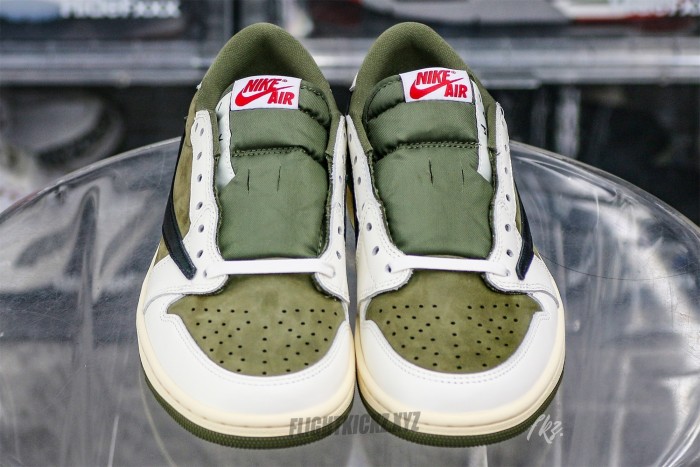 Travis Scott x Air Jordan 1 ' Medium Olive' GS（A1）
