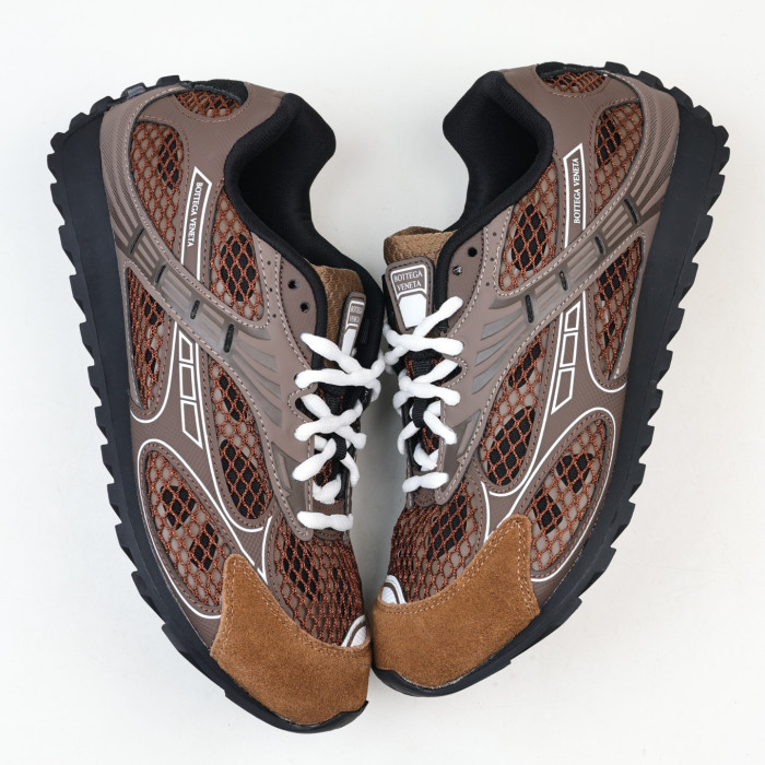 Botteg@ Venet@ Orbit Star Anise Pinecone
