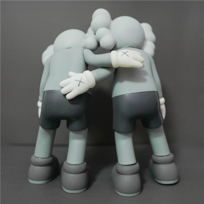 Kaws Along the way 26cm