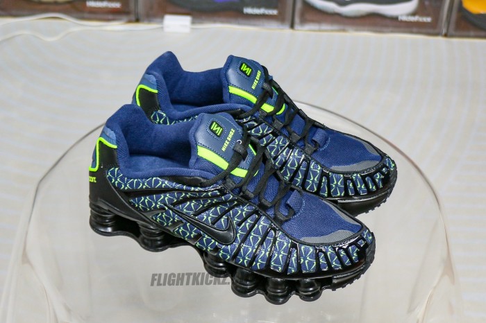 Nike Shox TL Mini Swoosh Obsidian Black Volt