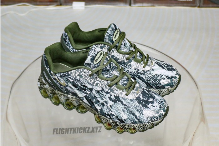 Nike Air Max Dn8 Snakeskin
