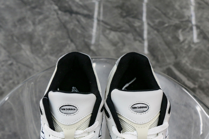 New Balance 2002R Atlas Lemon Haze