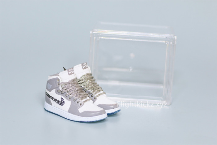 Mini Sneaker Di0r x Air Jordan 1 High 3D keychain