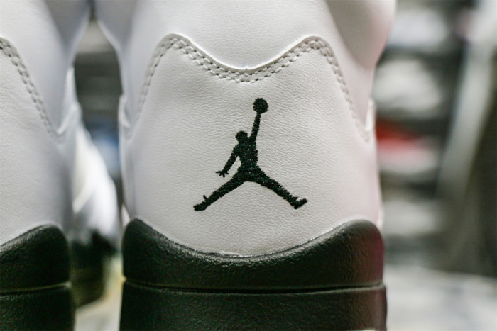 Air Jordan 5 Retro Reverse Metallic