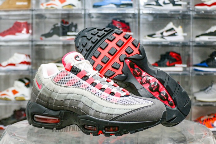 Air Max 95 OG Solar Red