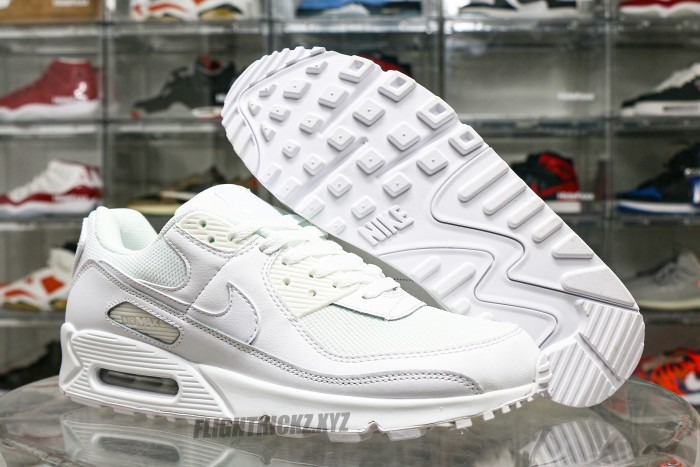 Nike Air Max 90 Recraft Triple White