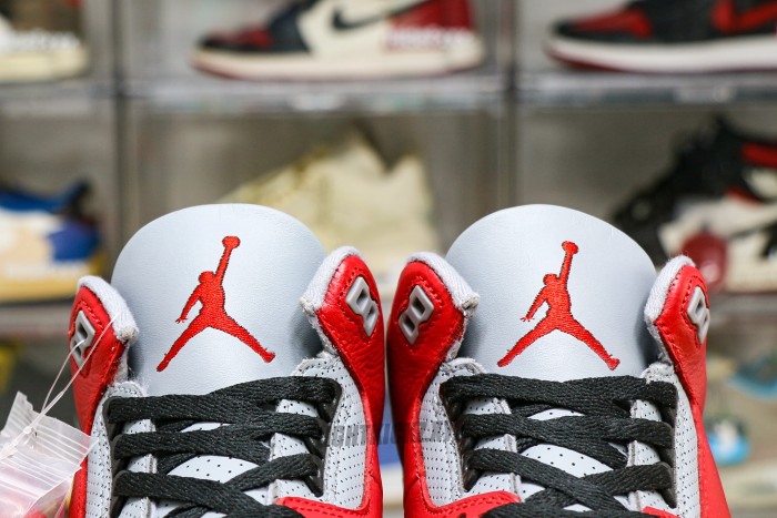 Air Jordan 3 Retro SE Unite Chicago Exclusive