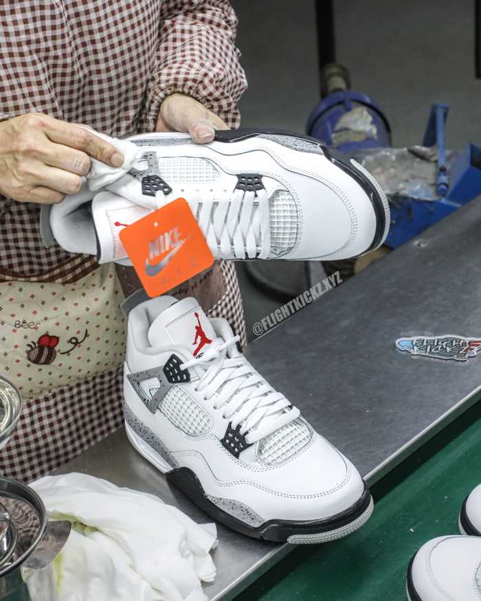 Air Jordan 4 Retro OG 'White Cement' 2025（A1）