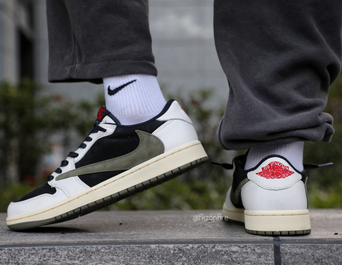 US Warehouse: Travis Scott x Air Jordan 1 Low OG SP WMNS Olive （A1）