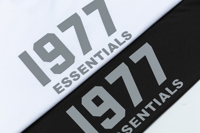 Fear of god  1977 flocking print long-sleeved Tee