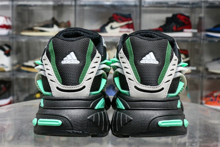 Pharrell x adidas Adistar Jellyfish Black Royal Green