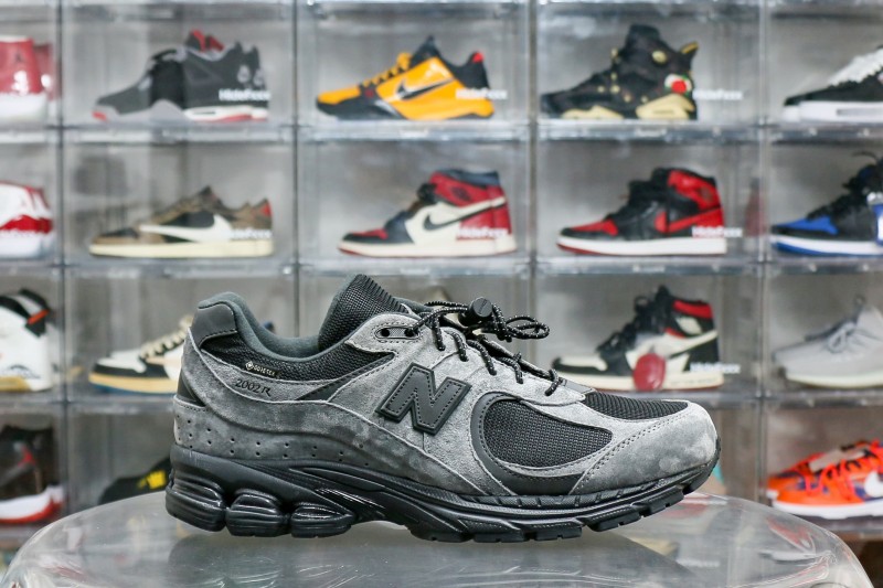 New Balance JJJ Jound X 2002 R GORE TEX Charcoal